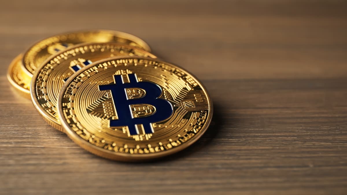 البيتكوين تصل إلى أدنى مستوى لها منذ 2024 وسط موجة بيع واسعة في أسواق العملات المشفرة