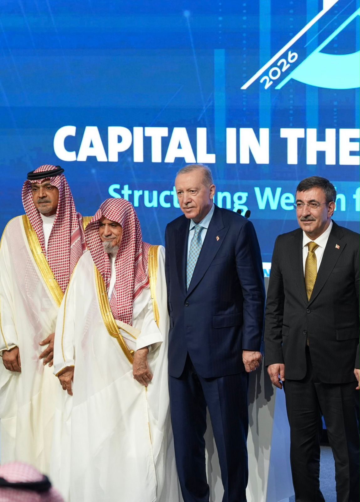 بحضورمعالي المستشار بالديوان الملكي الشيخ الدكتور صالح بن حميد، عبدالله صالح كامل يدعو الدول لاتباع خطوات المملكة في تمكين الأوقاف
