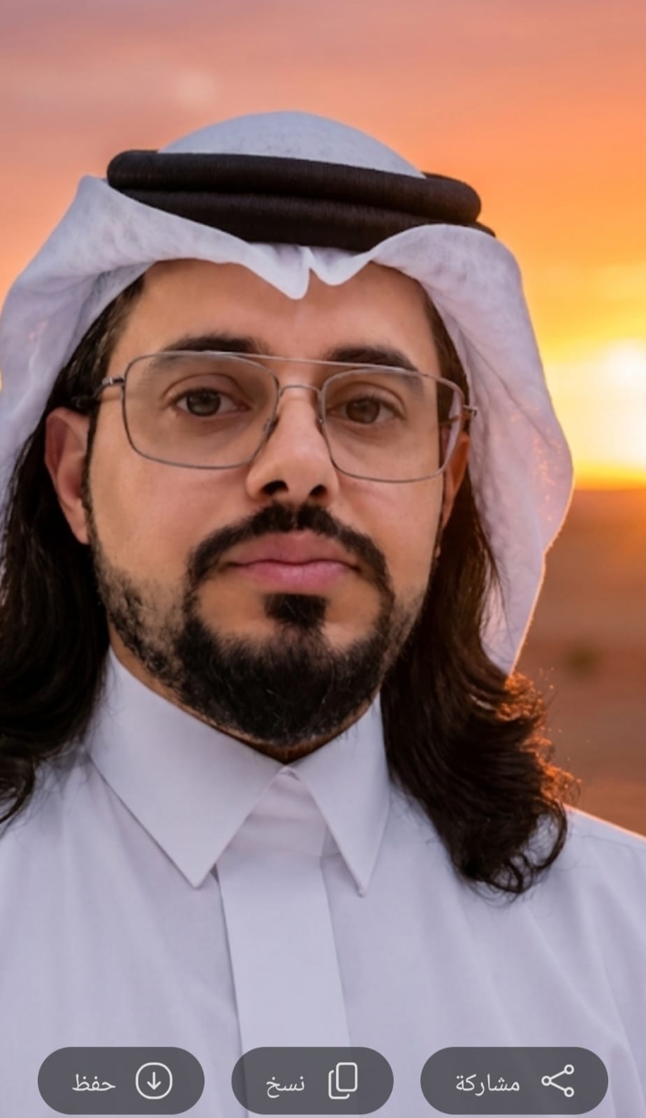 نجومُ الليلِ تغيب… والصباحُ يتنفّس أملاً