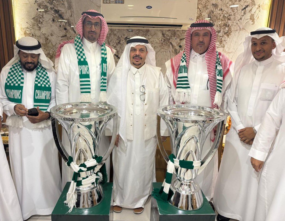 جماهير الأهلي تحتفي بإنجاز كأس النخبة الآسيوية في أمسية وفاء.وتكريم بقاعة الماسة