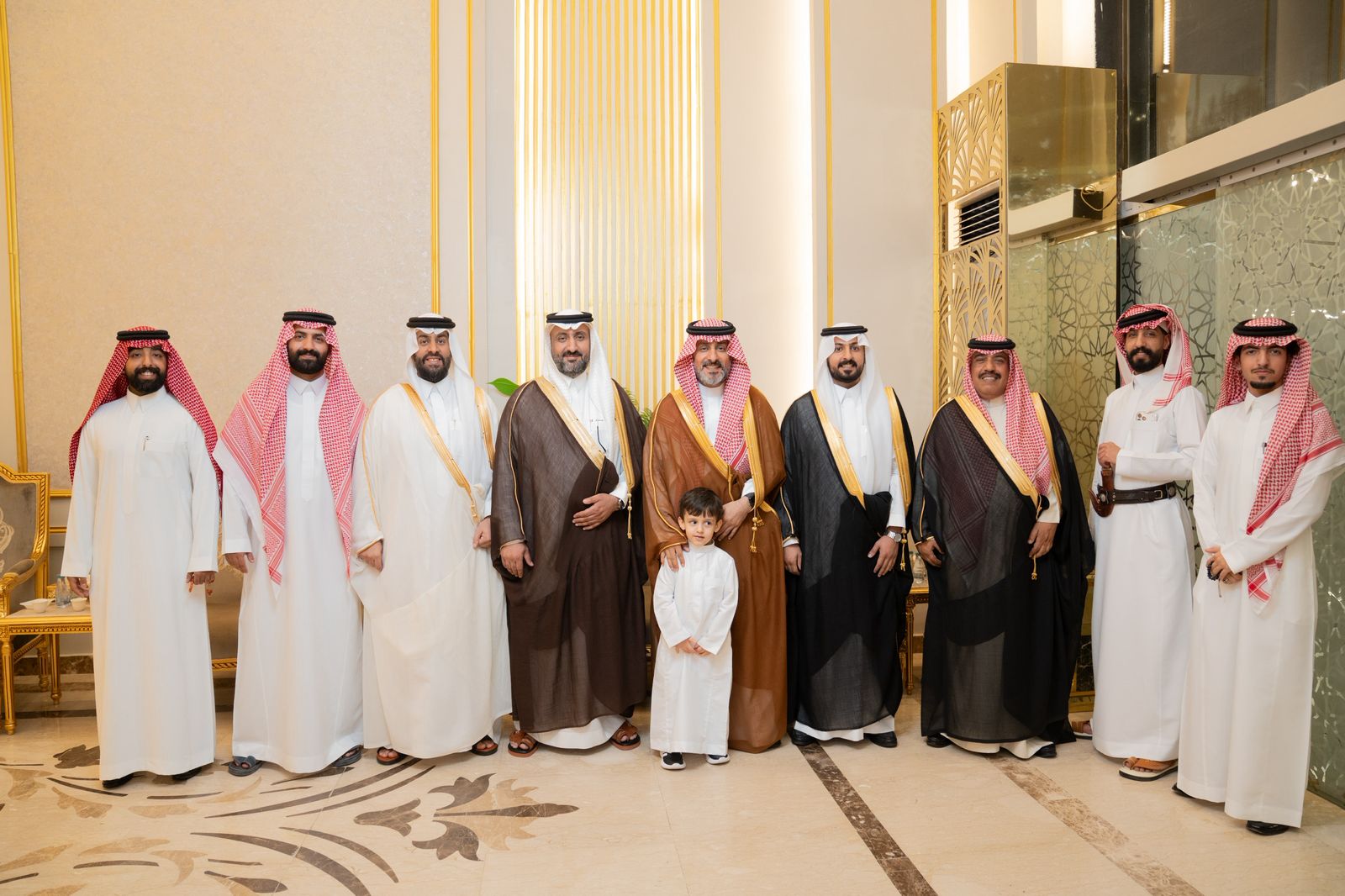 أبناء المرحوم بخيت بن محمد الساهر يحتفلون بزواج شقيقهم ” المهندس عبدالعزيز ” في جدة