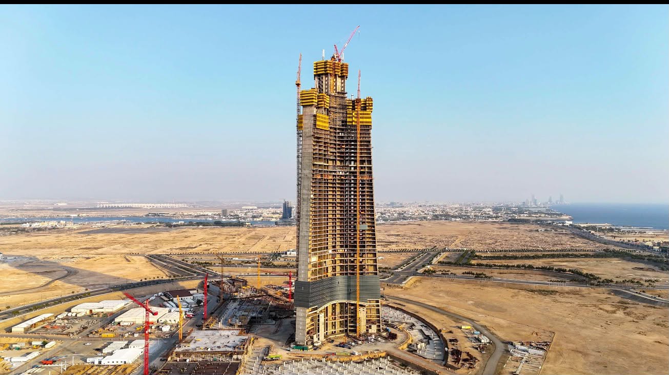برج جدة يتجاوز 100 طابق ويقترب من تحقيق لقب أطول ناطحة سحاب في العالم