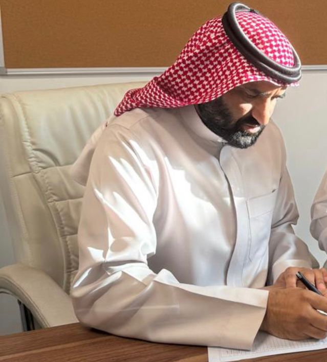 اليوم العالمي للأب.. وفاء لمن حملوا الأحلام على أكتافهم