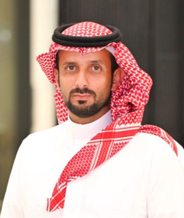 حسام حمدي صانع محتوى مؤثر يجمع بين السياحة والتقنية والابتكار الرقمي