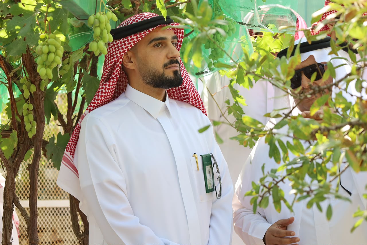 مدير عام “بيئة مكة” يتفقد المشاريع الزراعية في بني مالك ويؤكد دعم الاستثمار والتنمية الريفية