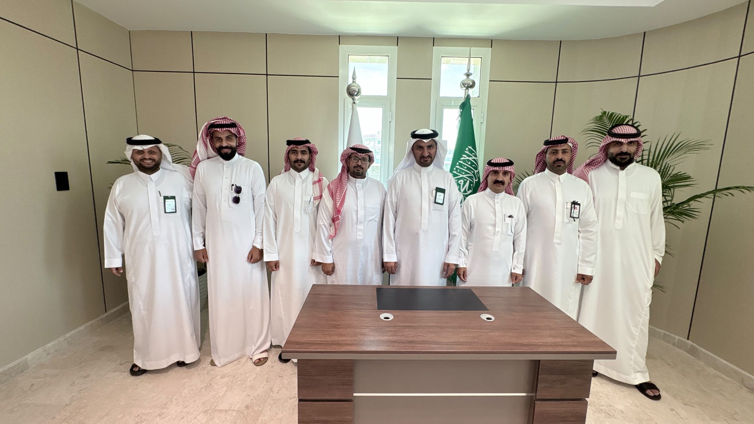 فرع وزارة البيئة والمياه والزراعة بمنطقة الباحة ومركز الغطاء النباتي يوقعان ثلاثة عقود استثمارية مؤقتة بمنتزه بلجرشي الوطني