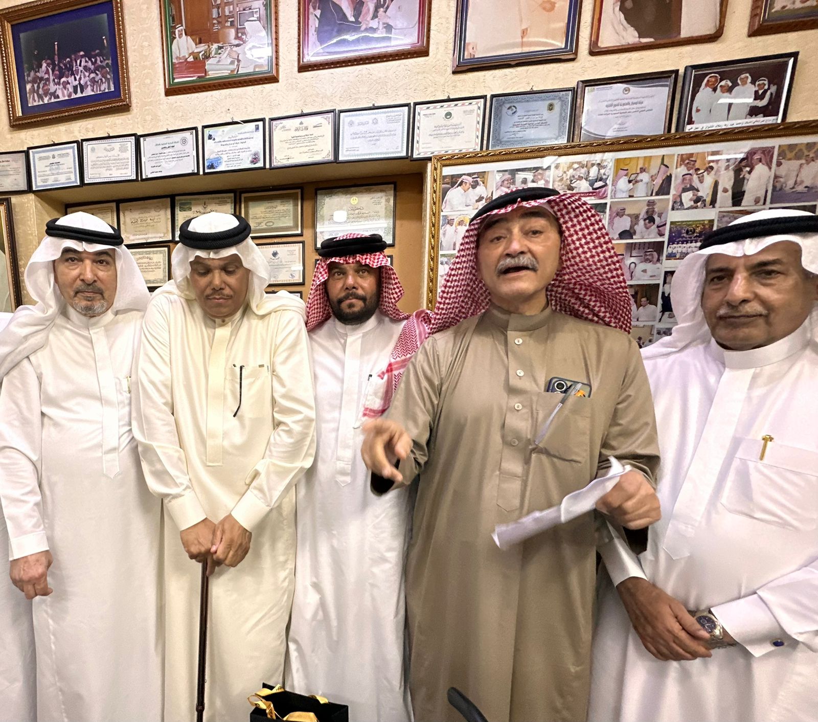 فرقة أبو سراج تحتفي بالمخضرم حسن إسكندراني في أمسية وفاء