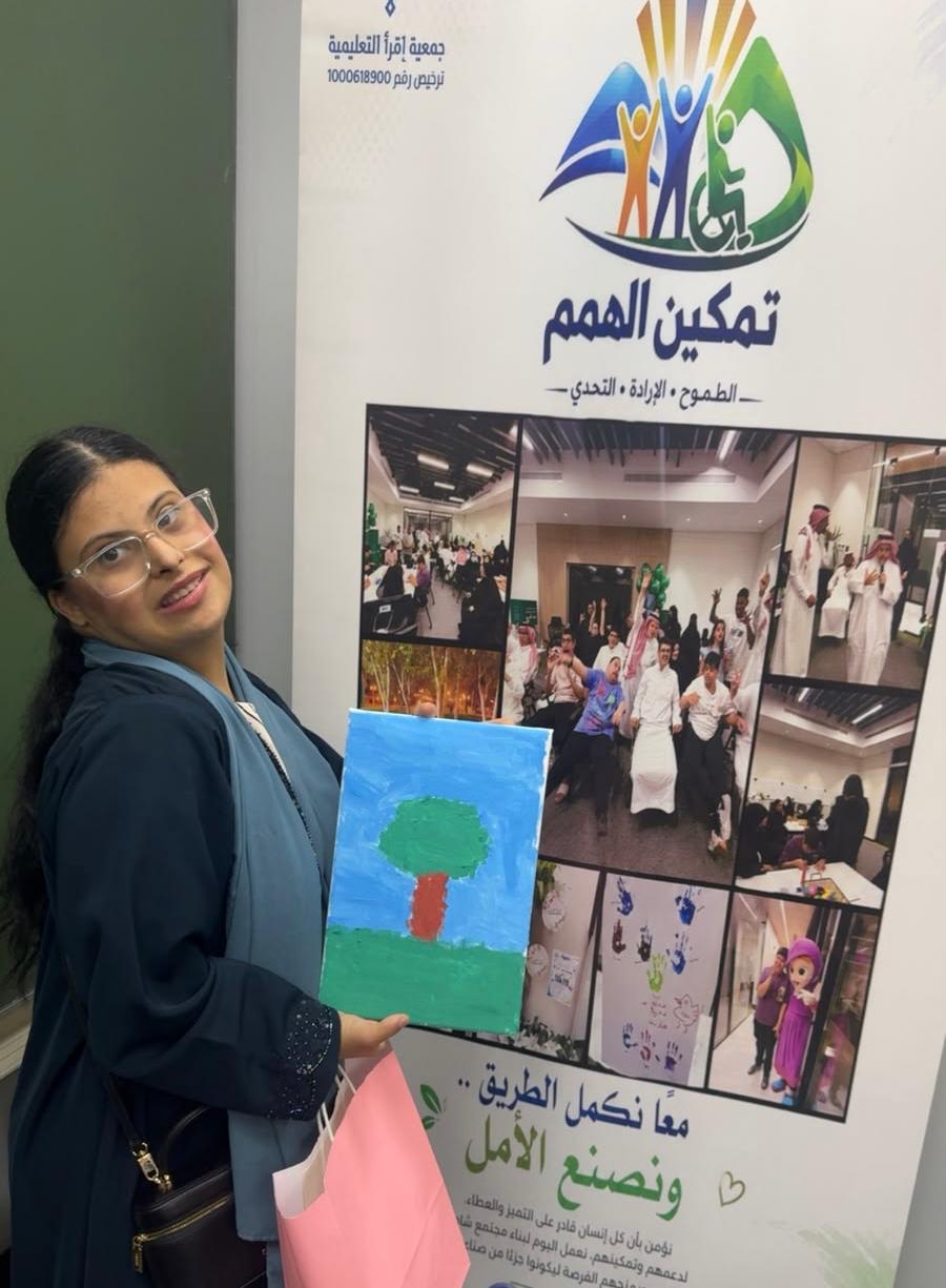 تمكين الهمم تنظم ورشة رسم بمدارس نجد لتعزيز الإبداع واكتشاف المواهب