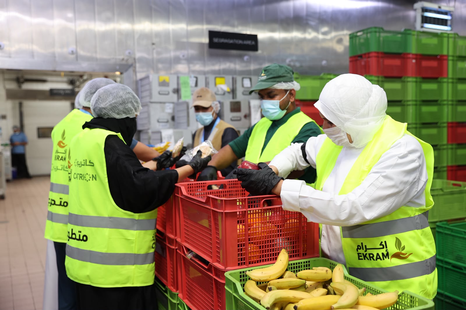 كاتريون وإكرام لبنك الطعام تحتفيان بتجديد شراكة تعزز حفظ النعمة وتحقق أثرًا مجتمعيًا مستدامًا