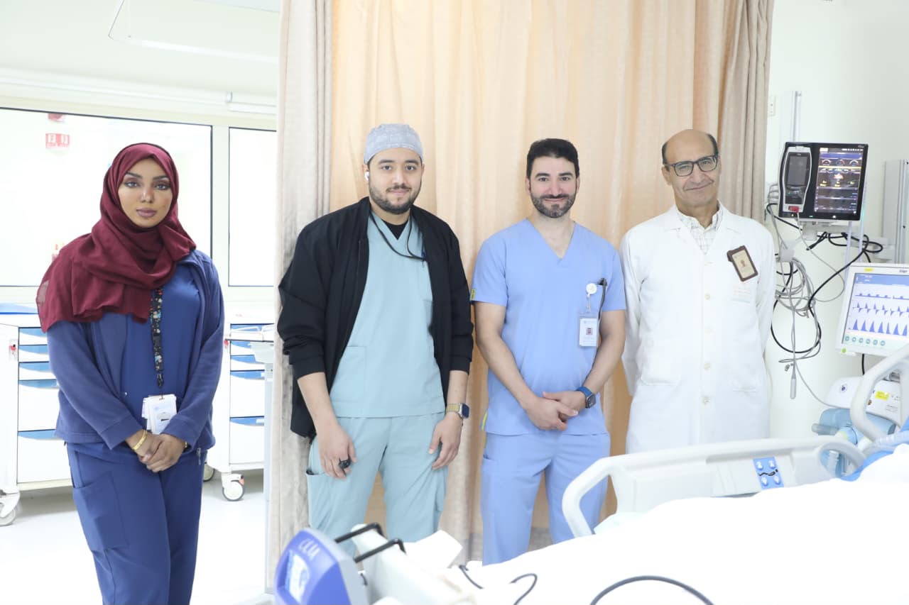 مجمع الملك عبدالله الطبي بجدة ينقذ حياة عشريني سقط من إرتفاع ( 8 )أمتار