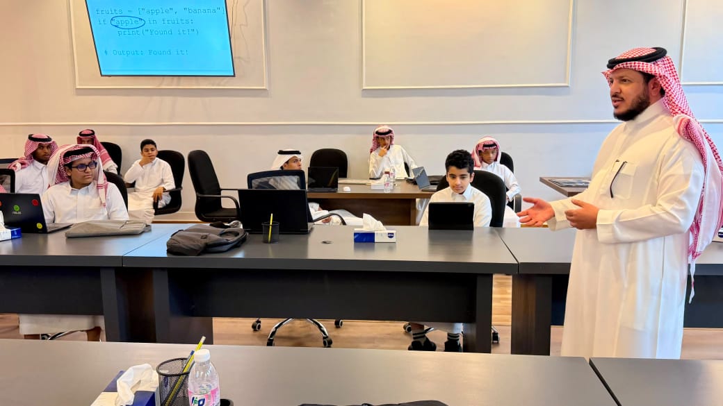 إستمرار فعاليات برنامج كاوست الصيفي للطلبة الموهوبين في تعليم الطائف للأسبوع الثاني