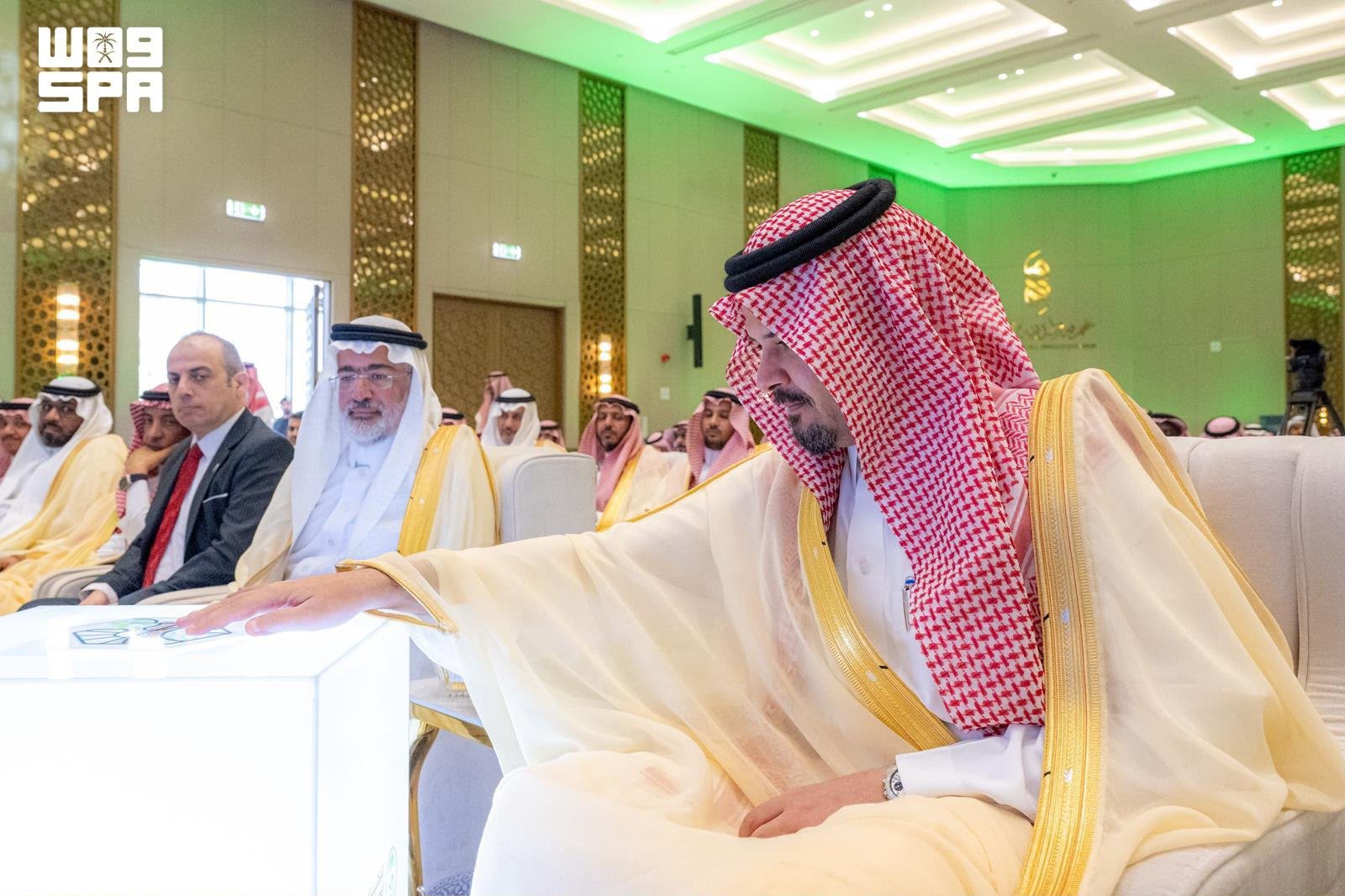 أمير منطقة المدينة المنورة يرعى حفل فعاليات اليوم الدولي لصون النظام الإيكولوجي لغابات المانجروف