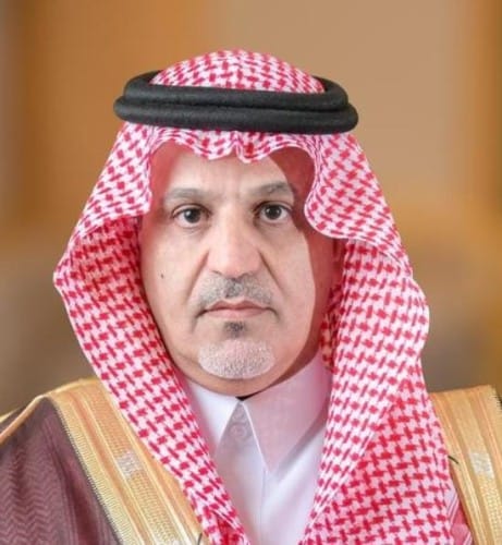 برئاسة سمو ولي العهد.. مجلس الوزراء يقر ترقية غلاب أبو خشيم وكيلاً لإمارة منطقة الباحة بالمرتبة الرابعة عشرة
