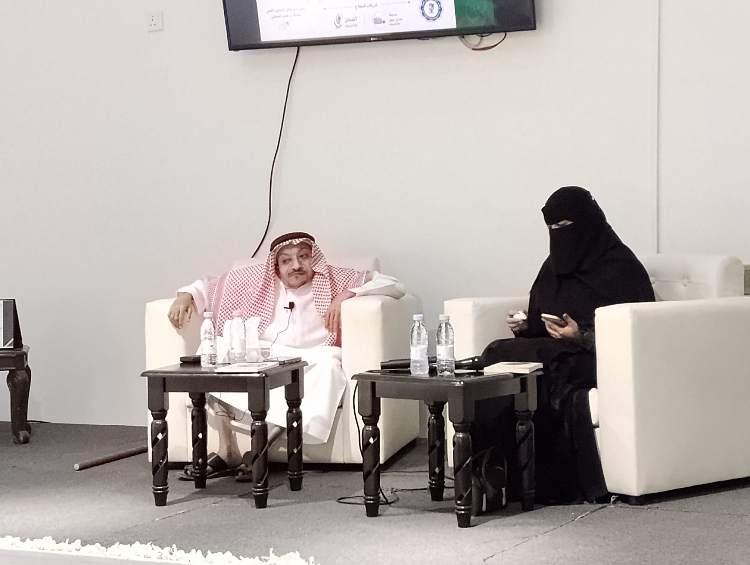 وهج الشعر من مشكاة شاعر.. أمسية أدبية تحتفي بتجربة جبران قحل في جازان.