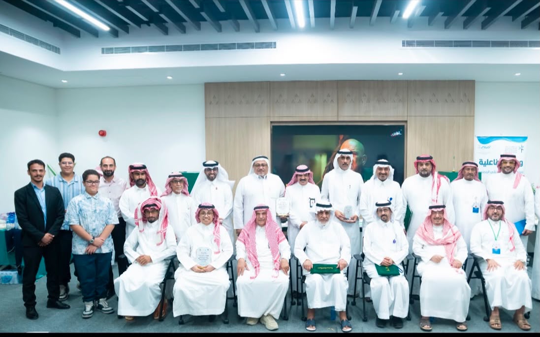 (تعفن الدماغ عندما تسرقنا الشاشات من أنفسنا) ورشة توعوية بمكتب مدينتي النفل