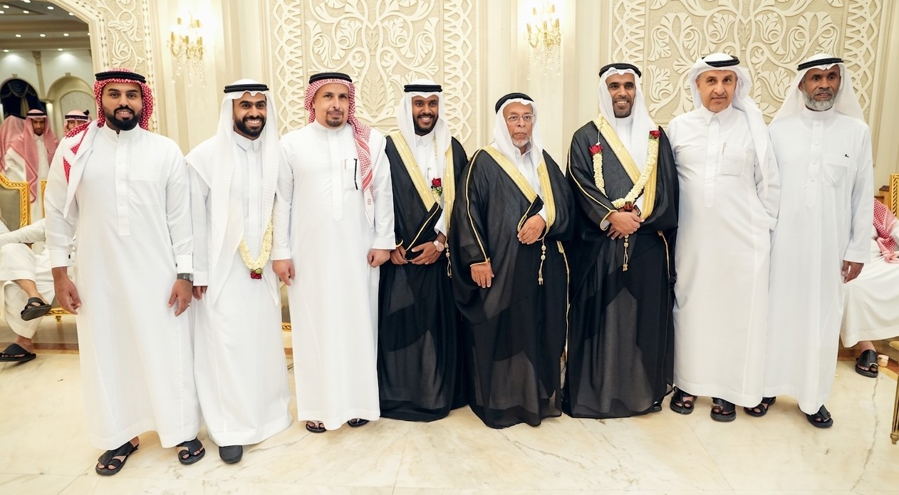 ابن مروان مديشيع يدخل القفص الذهبي