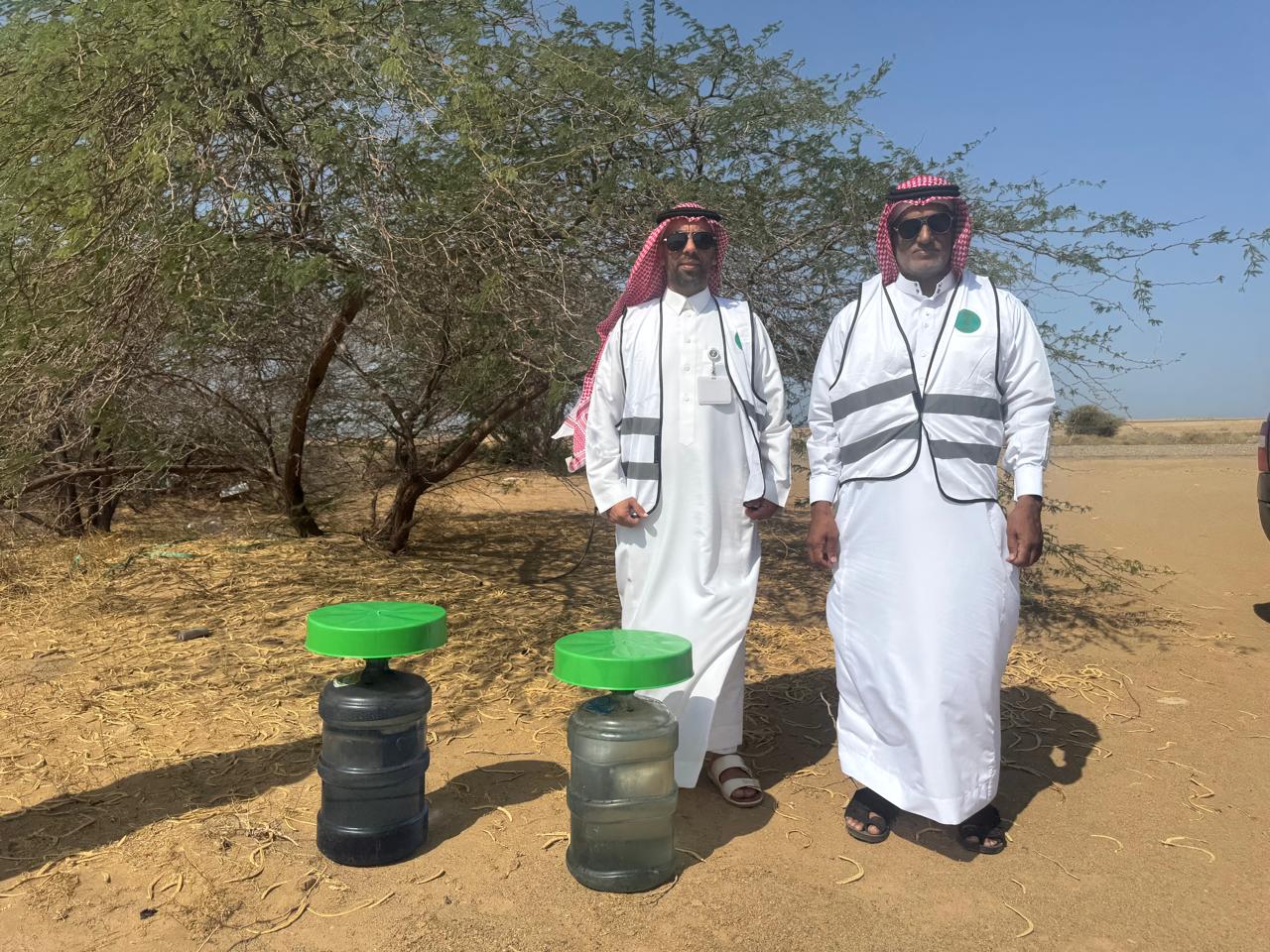 بيئة رابغ تنظم  مبادرةً بيئية وإنسانية بعنوان «سقيا الطيور والحيوانات» في المنتزه البري بمحافظة رابغ