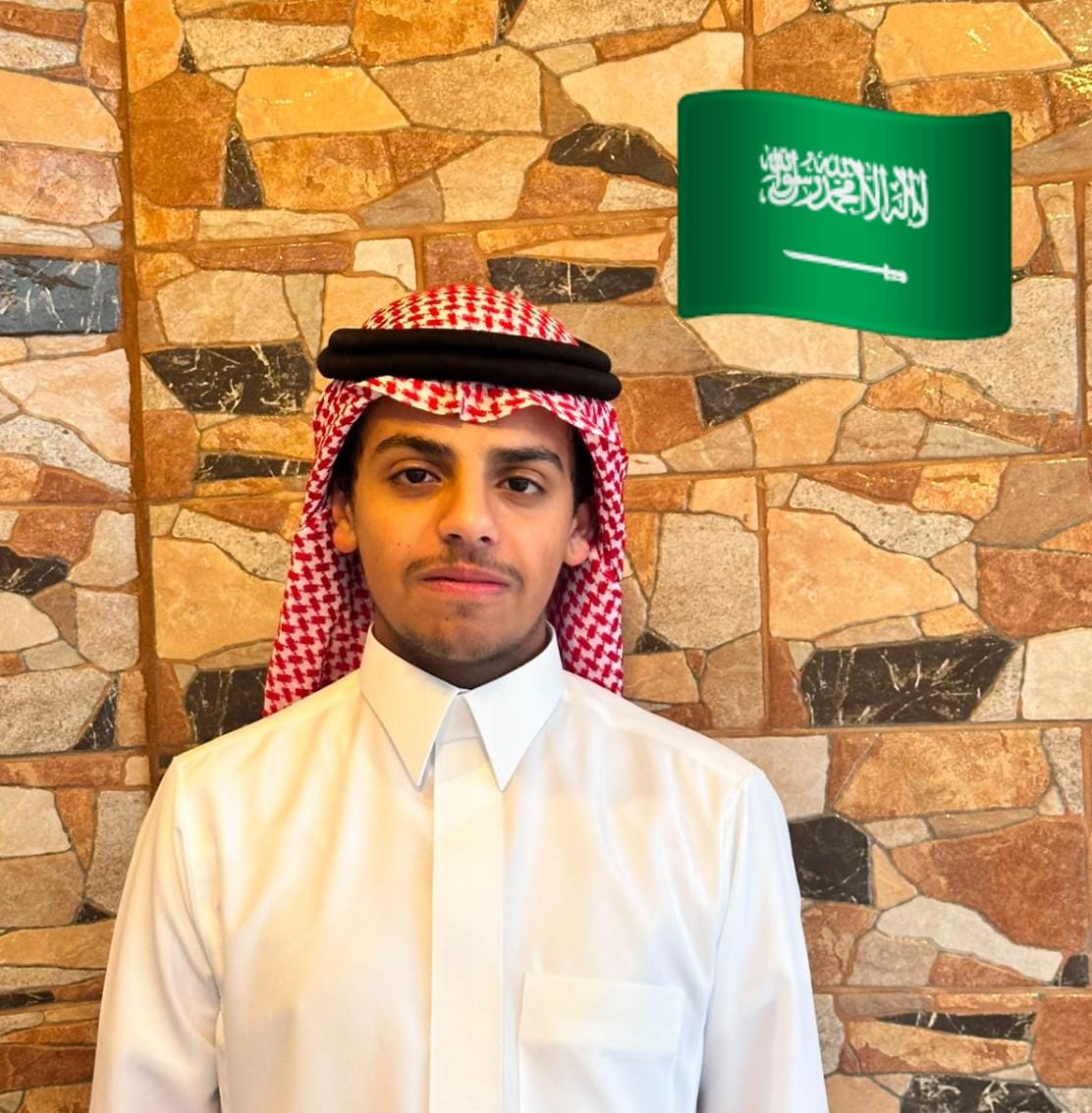 أهالي آل الداحس يشكرون الإعلامي علي بن سعد بن درع