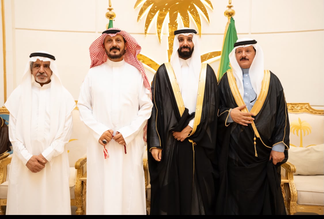 سعد بن سعيد الزهراني يقدم الشكر والتقدير لكل من شاركهم في زواج إبنه فارس