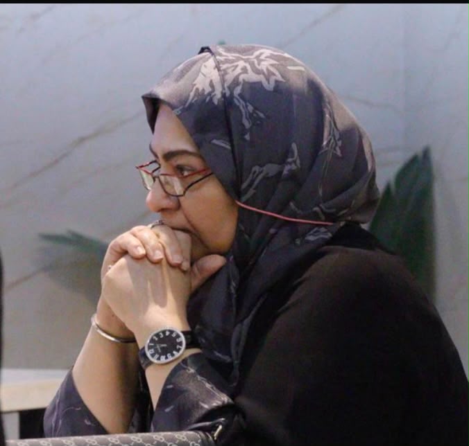حين يصبح اللقب أهم من الإنجاز
