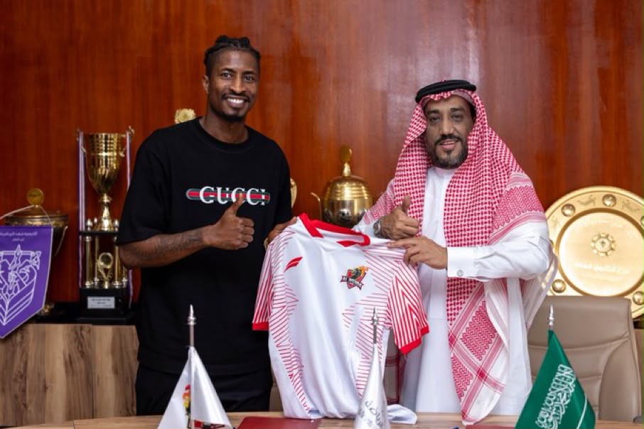فرسان مكة يعززون هجومهم بالنيجيري أولاينكا