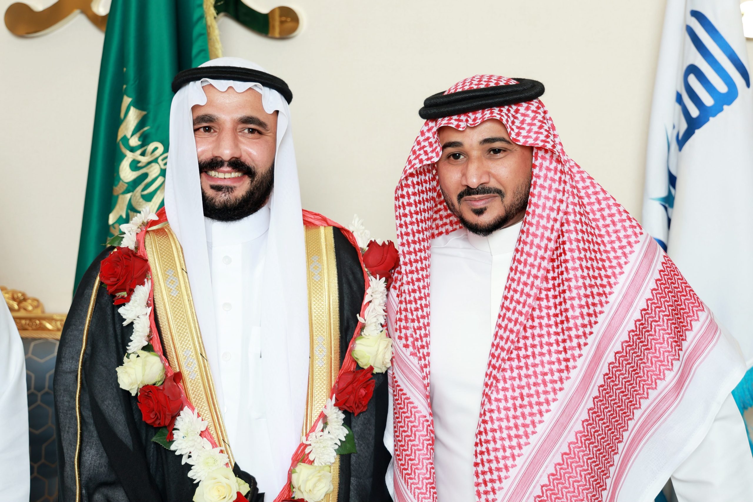أحمد مشني يحتفل بزواجه