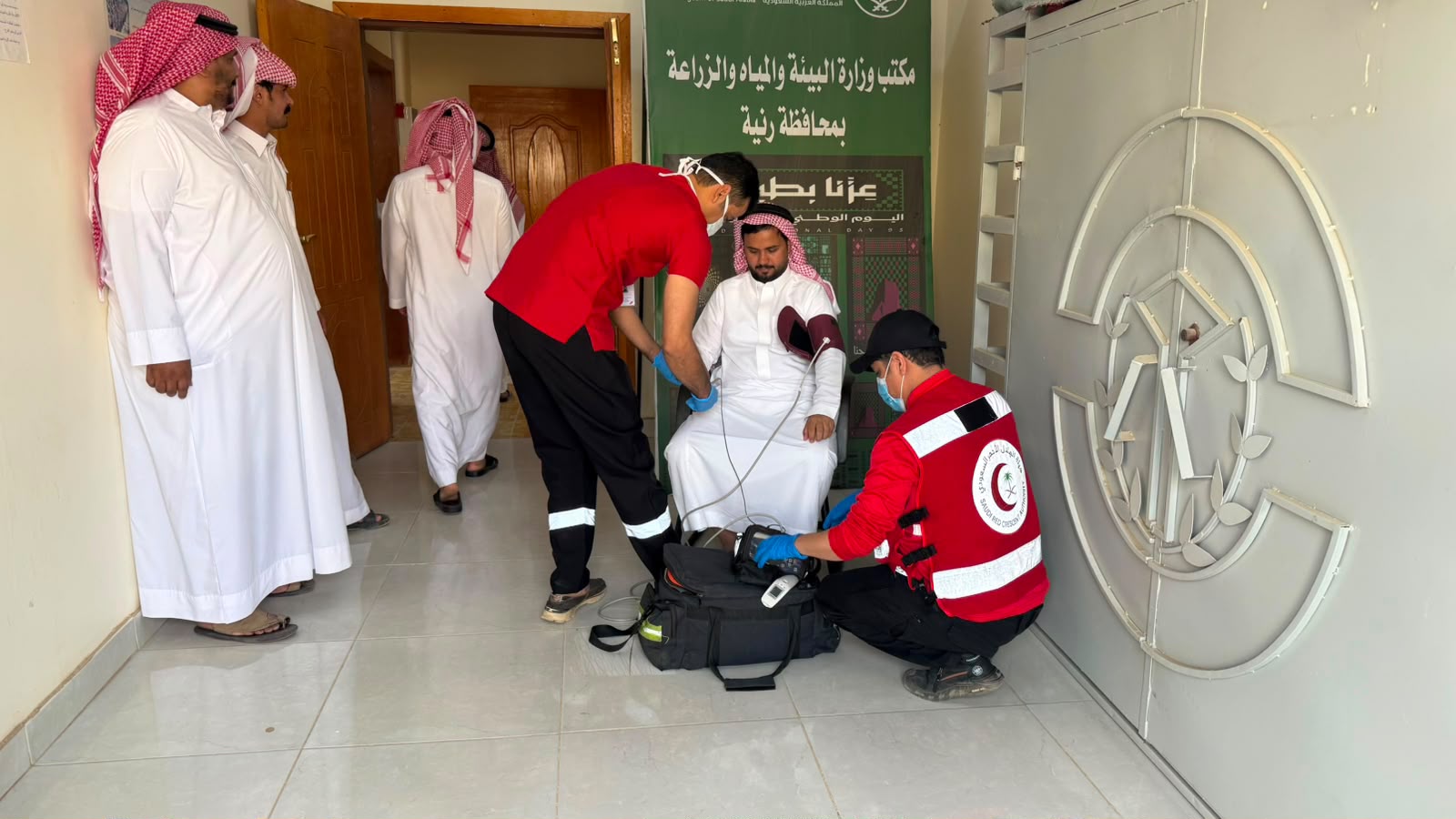 بيئة رنيه ينفذ فرضية طوارئ بالتعاون مع الهلال الأحمر
