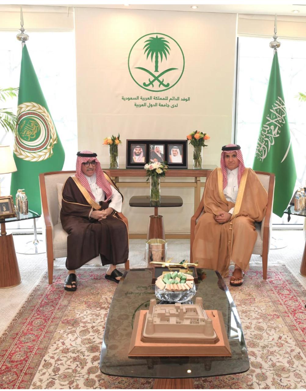 مندوب المملكة العربية السعودية الدائم لدى جامعة الدول العربية يستقبل معالي رئيس المنظمة العربية للسياحة