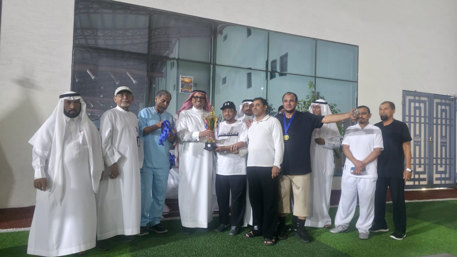 «خطوة وصحة».. المتقاعدون في جازان يجتمعون على الرياضة والفرح .. فعاليات رياضية متنوعة تعزز الصحة وتوطد أواصر المحبة .