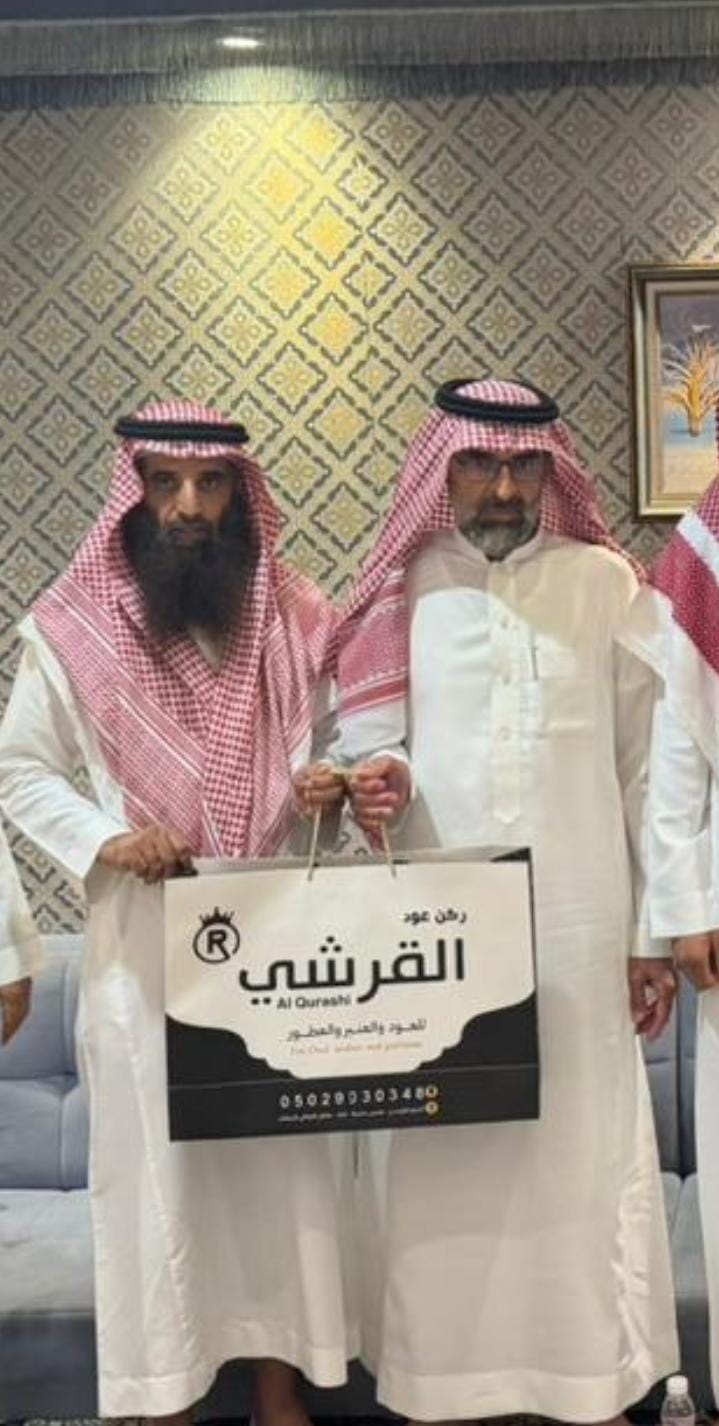 وفاءٌ يليق بأهل العطاء.. بن شايع يكرّم الدكتور معدي آل حية