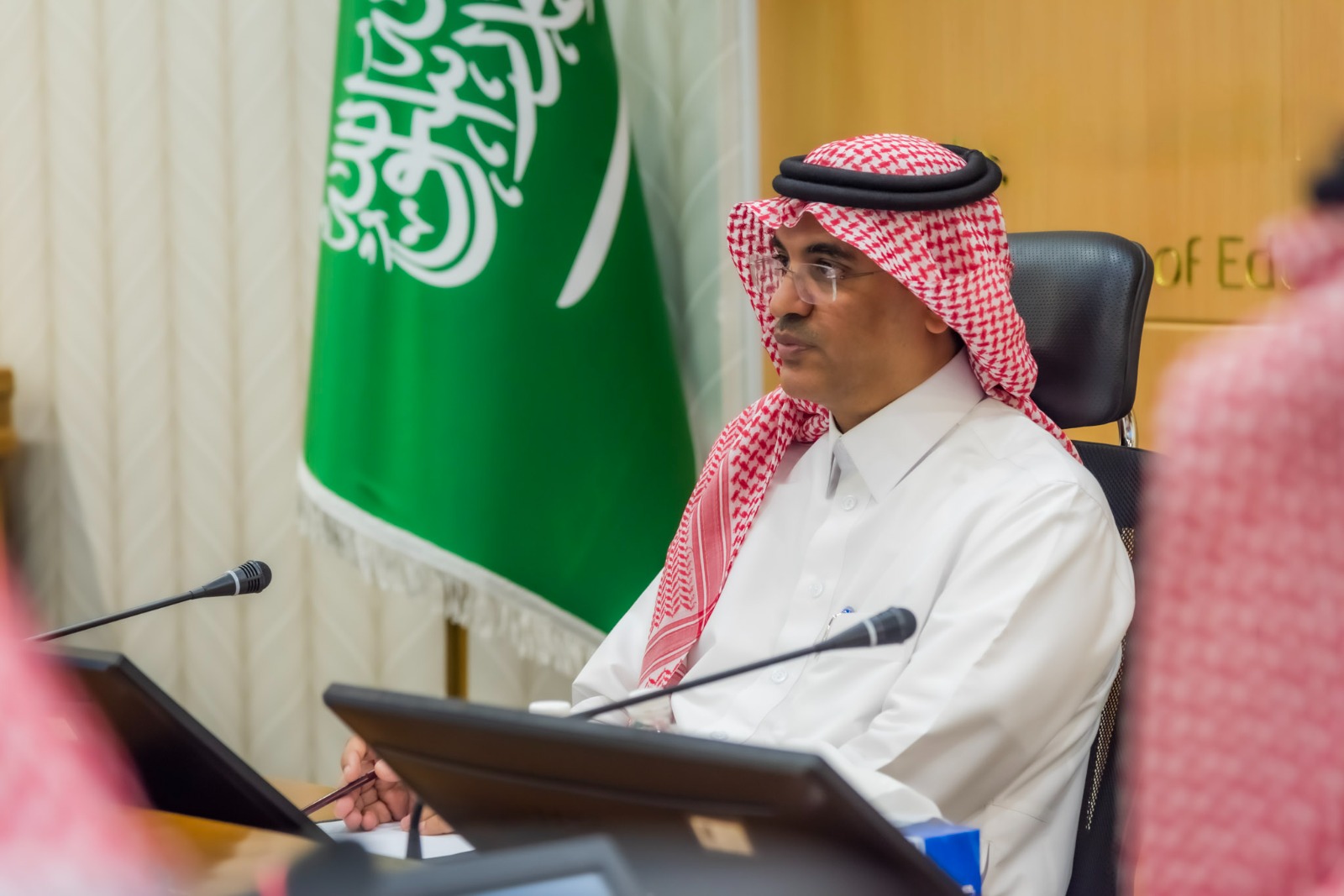 تعليم الطائف يناقش مؤشر الالتحاق برياض الأطفال
