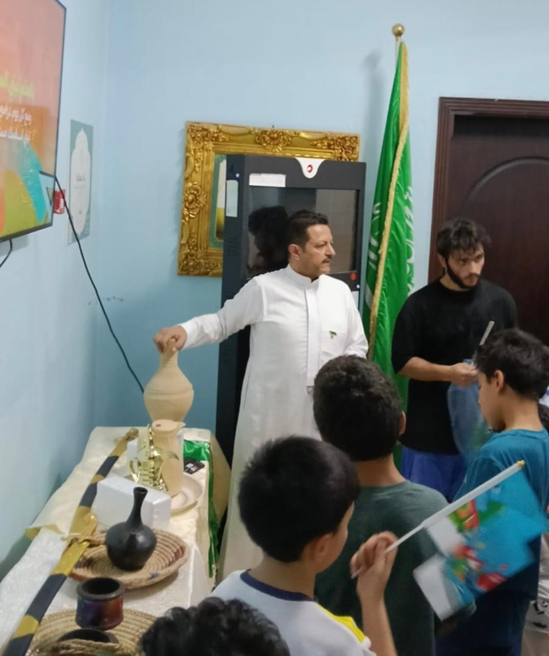 أندية الحي تحتفي بالوطن.. فرحةٌ تجمع الأجيال وتصنع الانتماء