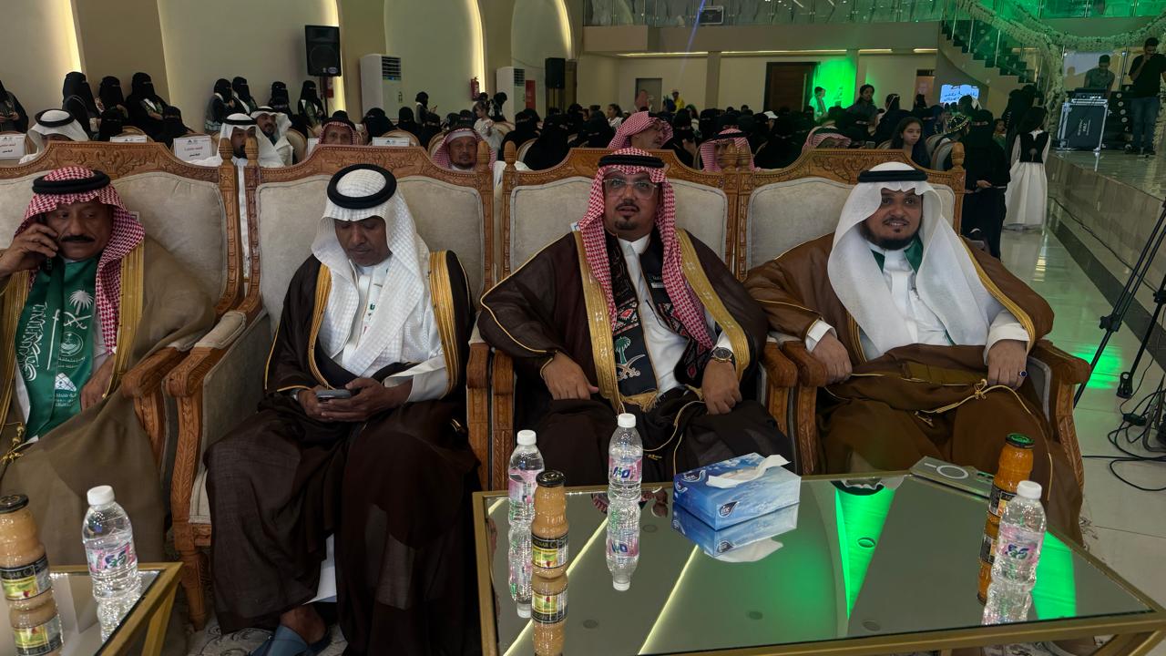 أهالي جزر فرسان يحتفلون باليوم الوطني بفعاليات استعراضية وتراثية