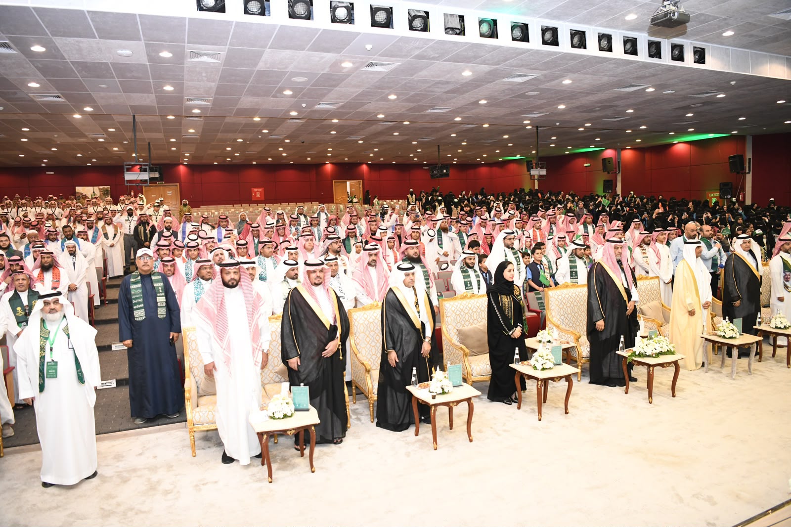 أمير منطقة مكة المكرمة يشهد حفل الإدارة العامة للتعليم