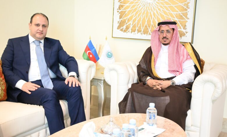 المدير التنفيذي للهيئة الدائمة المستقلة لحقوق الإنسان يستقبل سفير جمهورية أذربيجان لدى السعودية