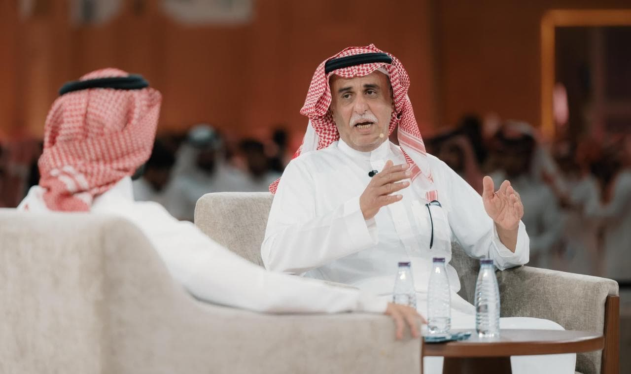 جلسة حوارية بعنوان التاريخ الموثق للصيد والصقارة في المملكة” ضمن فعاليات معرض الصقور والصيد السعودي 
