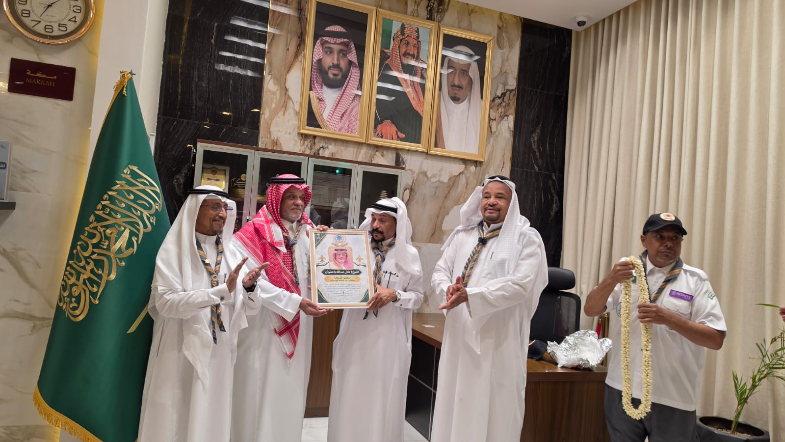 مكتب رواد كشافة أبوعريش يزور رجل الأعمال الشيخ عادل بن عبدالله باحشوان بمدينة جازان