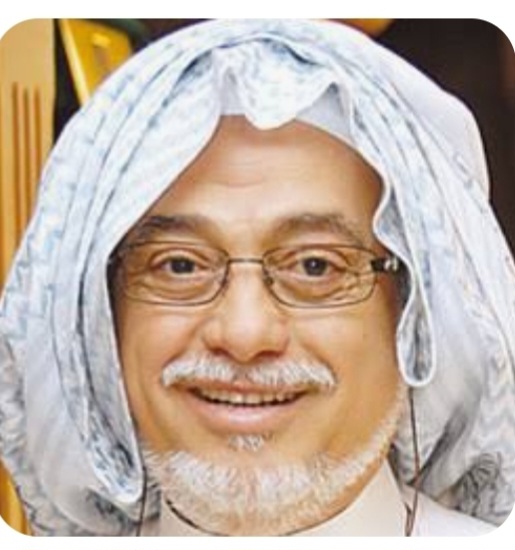 أحمد باديب .. عاشق جدة ومؤرّخها ،، والأكاديمي ،، والموسوعة الشاملة ،، والنموذج المشرّف في مسيرة البناء