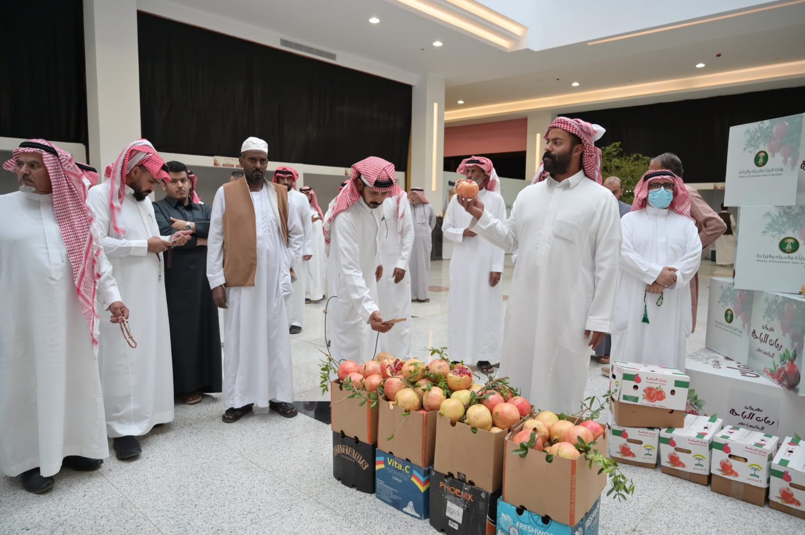 مهرجان رمان الباحة الـ15 يواصل فعالياته بمحافظة القرى وسط إقبال كبير من الزوار والمهتمين