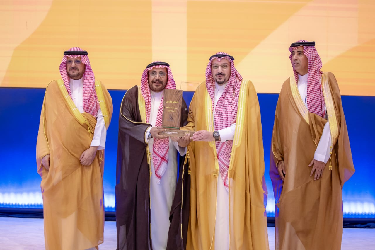 جمعية أبناء تفوز بجائزة الأمير فيصل بن مشعل للعمل التطوعي اليوم الإربعاء ١٤٤٨/٥/١٠هـ في دورتها الأولى