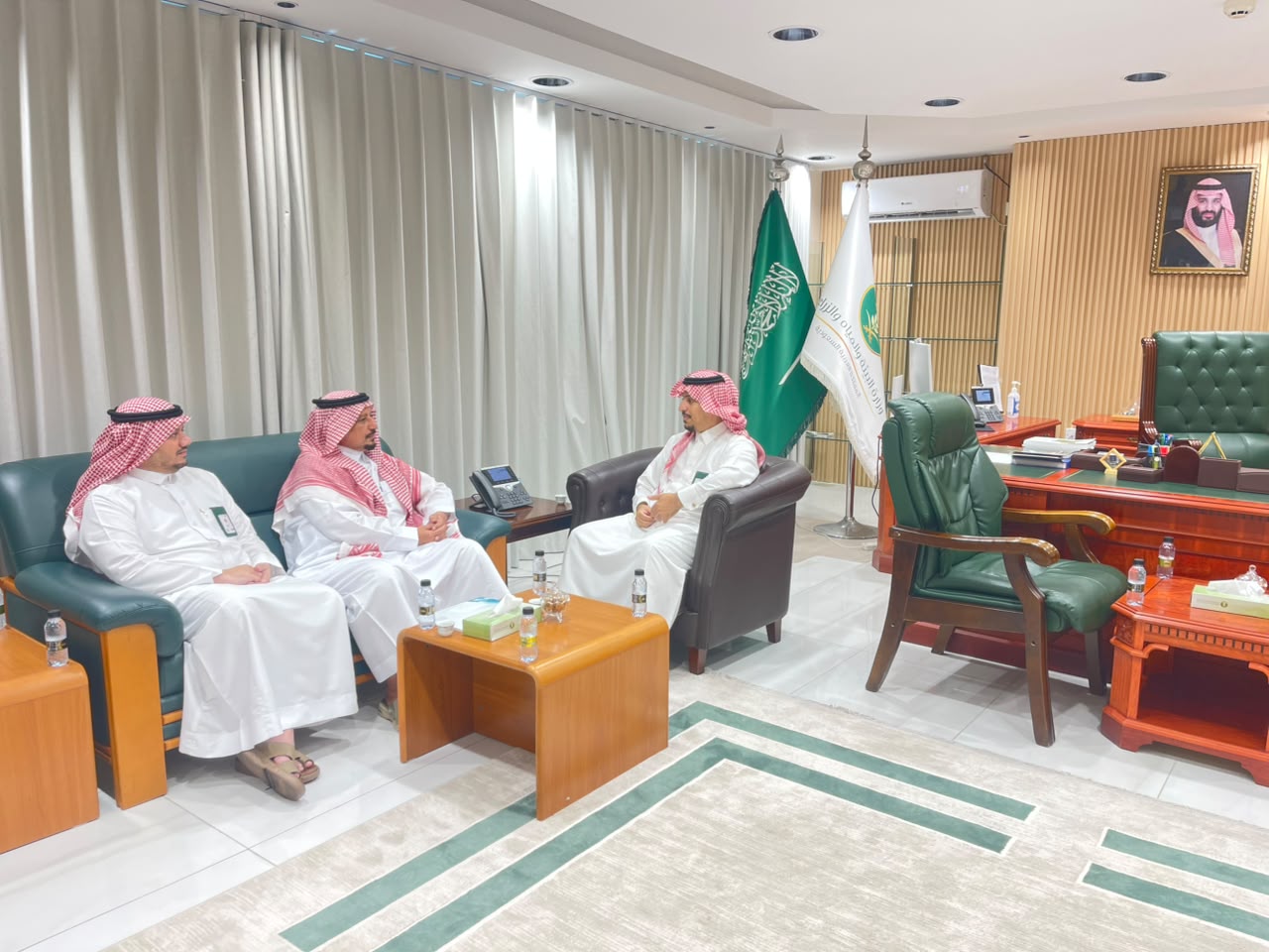 مدير « زراعة جازان» يبحث تعزيز التعاون الإعلامي وبناء القدرات مع هيئة الصحفيين بالمنطقة 