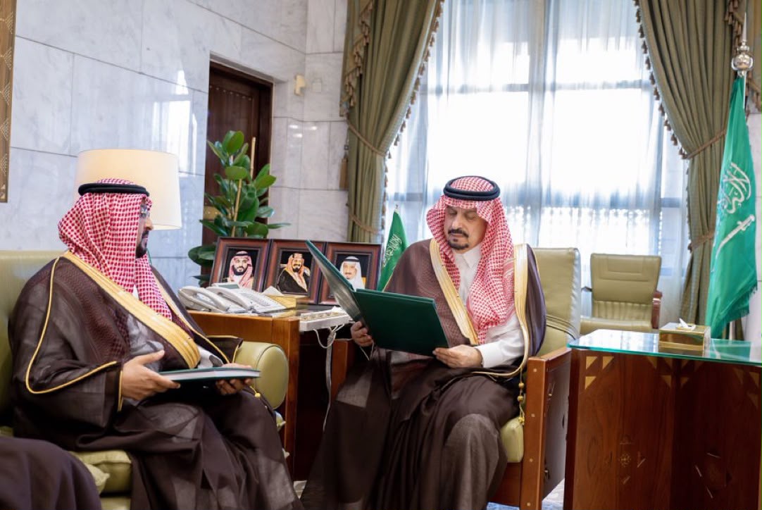 أمير منطقة الرياض يستقبل الرئيس التنفيذي لهيئة تطوير محمية الإمام عبدالعزيز بن محمد الملكية