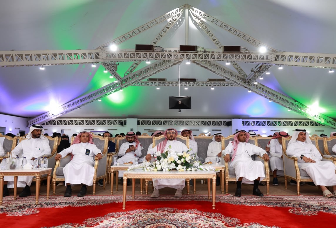 في حفل استثنائي احتفى بتميز العمل المجتمعي والتطوعي . . جمعية “آفاق الشبابية” تختتم مبادرة “جازان تصنع الأثر” وتكرّم الفائزين والجهات المشاركة