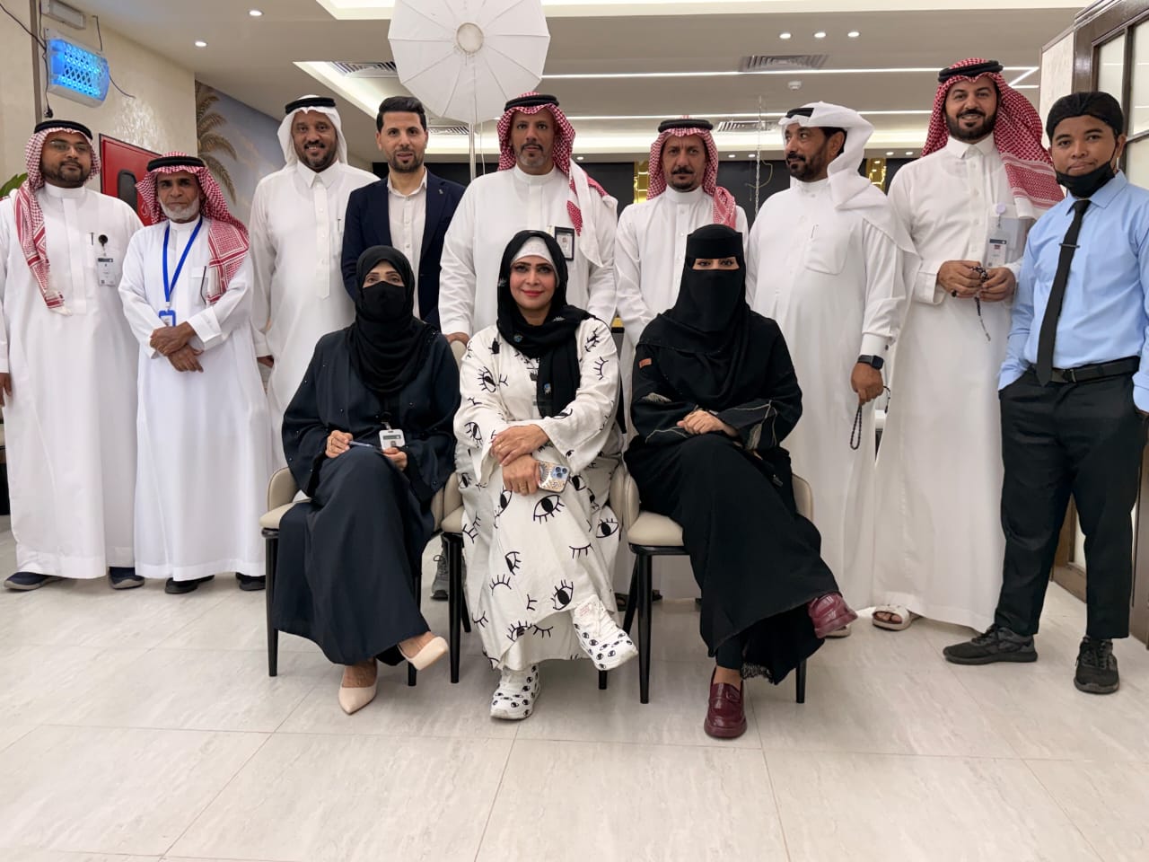 جمعية خبراء السياحة توقّع شراكة تعاونية مع مطعم «سينييز» بمكة المكرمة